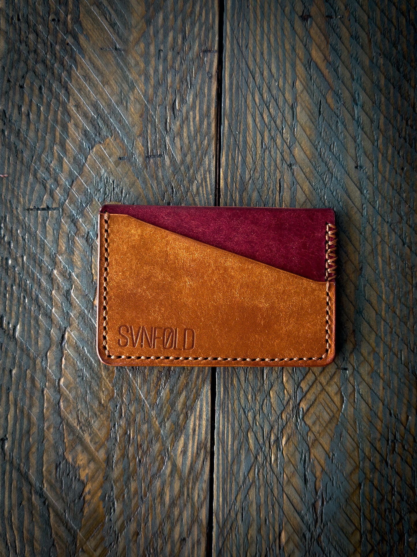 The Keystone – Leather Card Holder - Pueblo Cognac on Bordeaux